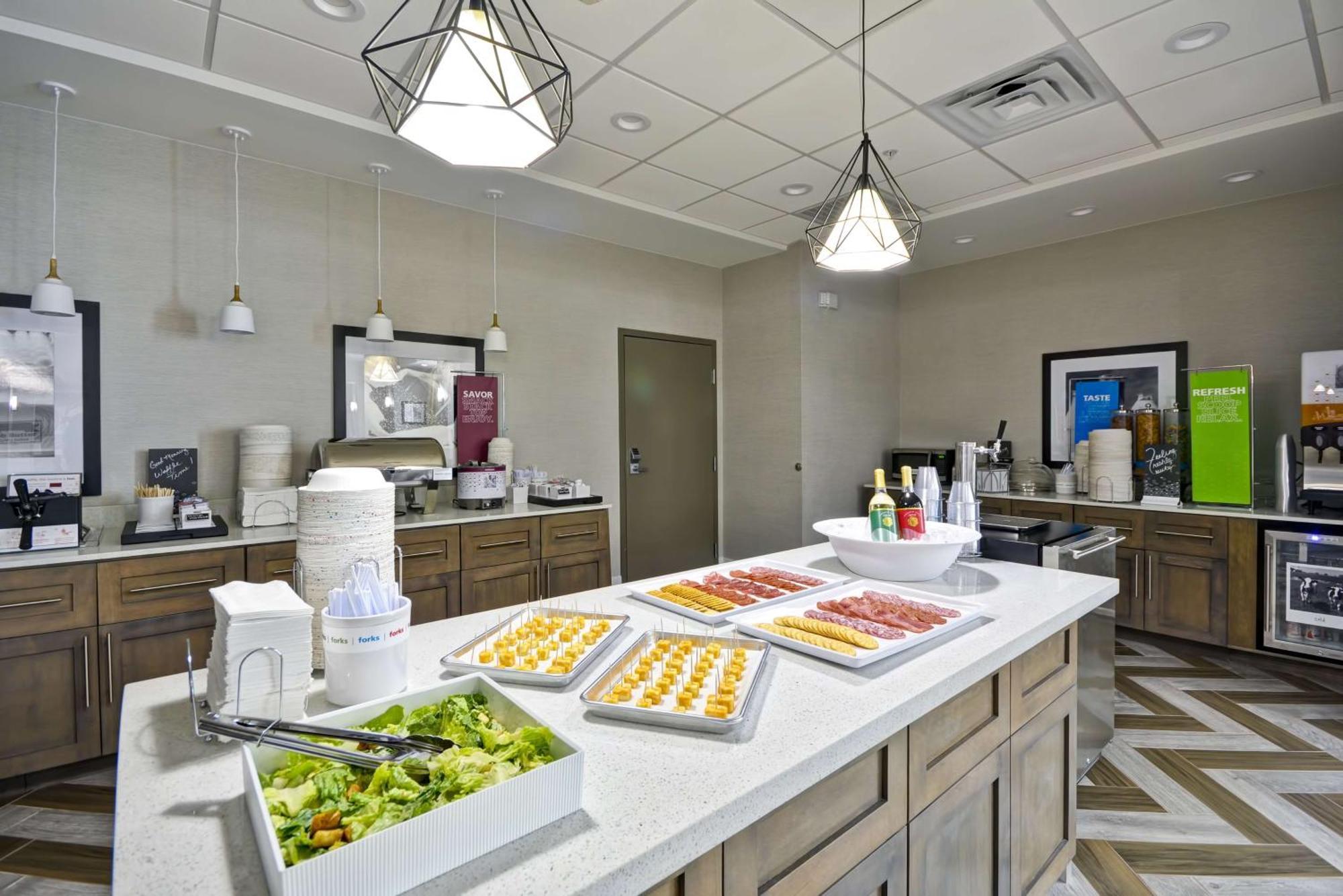 Hampton Inn Kyle Buitenkant foto